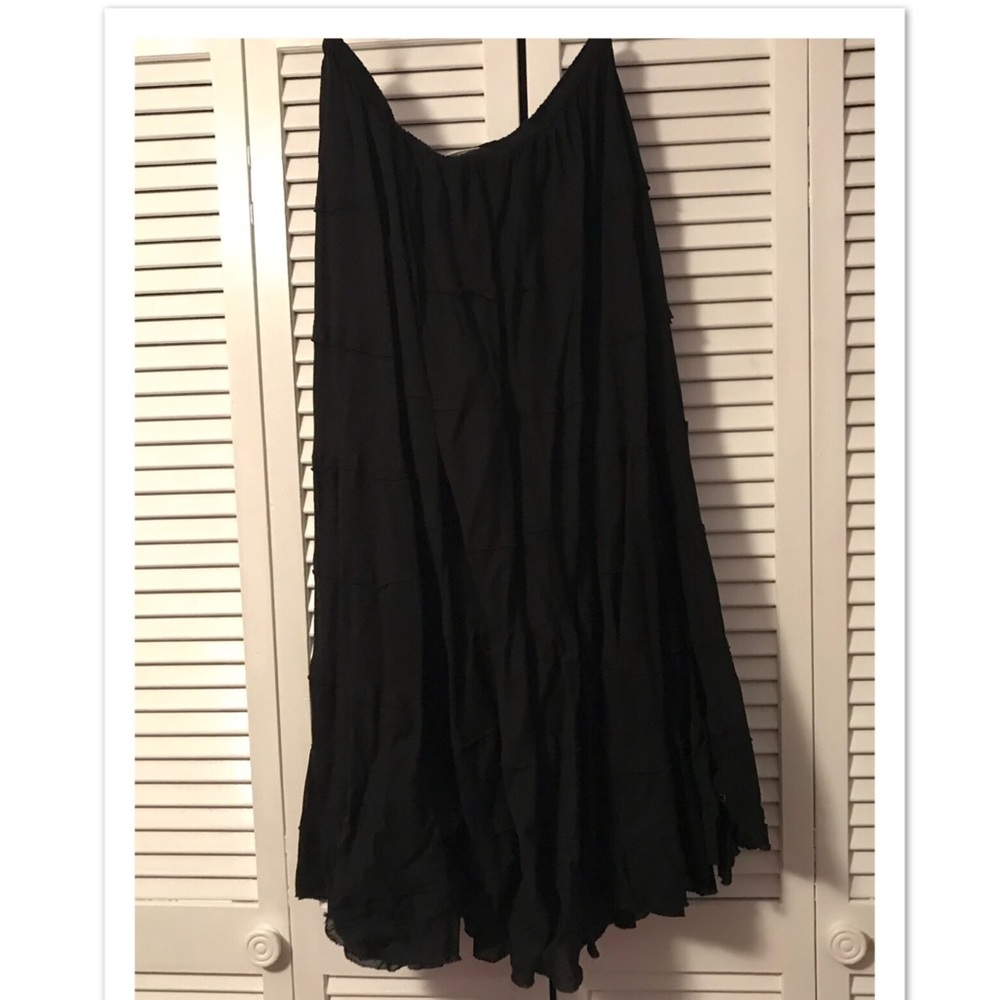 Black Cato skirt.